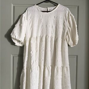 Elegant White bubble dress